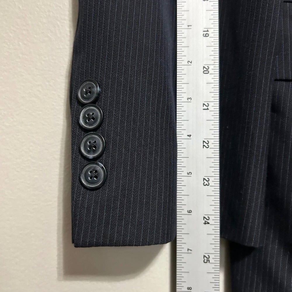 Haggar Suit 40 Jacket 32x30 Slacks Blue Pinstripe Pleated Classic Formal Wedding - Picture 12 of 16